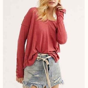 We the free. Small. Sienna flor de mayo long sleeve tee top.